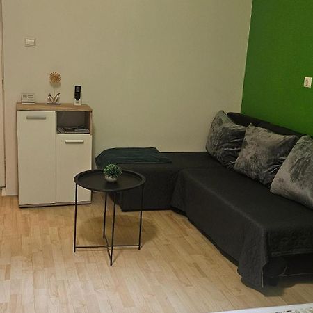 Zizi Apartman Debrecen Extérieur photo
